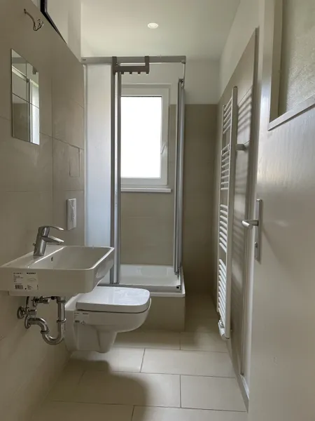 2 Zimmer Wohnung mit Einbauküche — photo 1